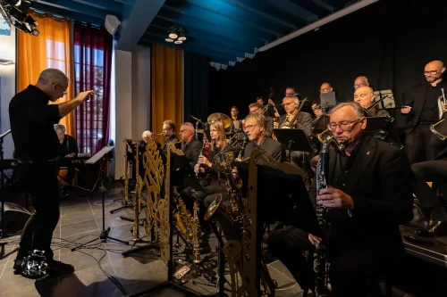 Observant - Bigband On The Move | Bach Meets Jazz